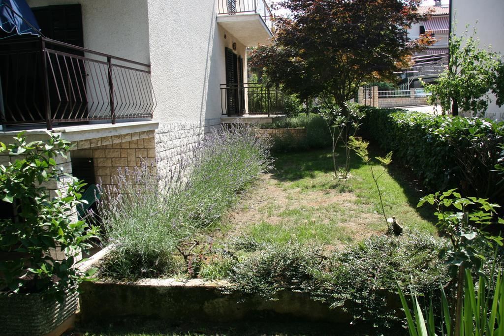 Pineta House Vidos Apartment Porec Ngoại thất bức ảnh