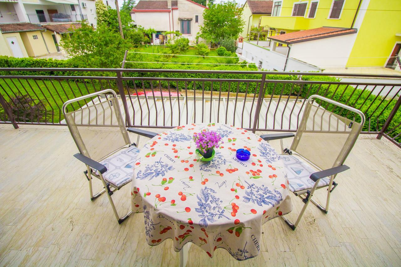 Pineta House Vidos Apartment Porec Ngoại thất bức ảnh
