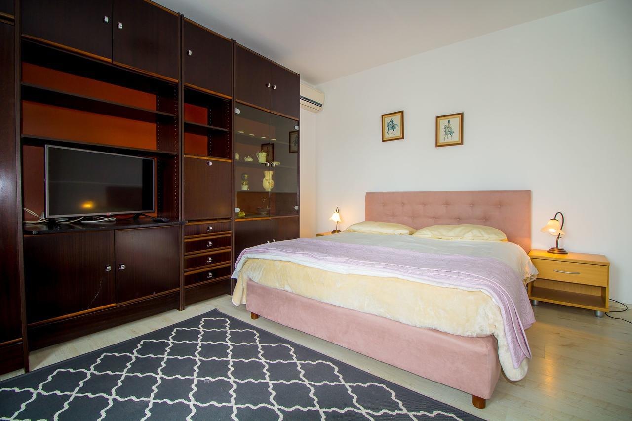Pineta House Vidos Apartment Porec Ngoại thất bức ảnh