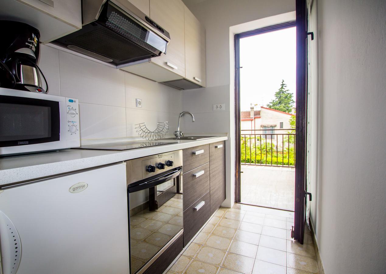 Pineta House Vidos Apartment Porec Ngoại thất bức ảnh