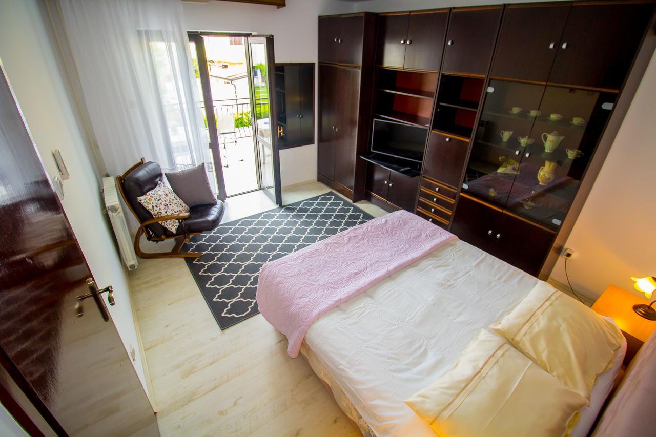 Pineta House Vidos Apartment Porec Ngoại thất bức ảnh